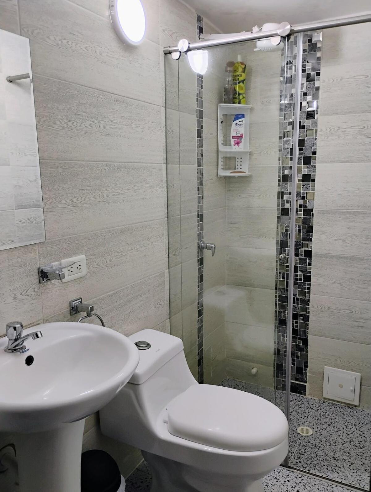 Apartamento Apto Entero En Metropolis *