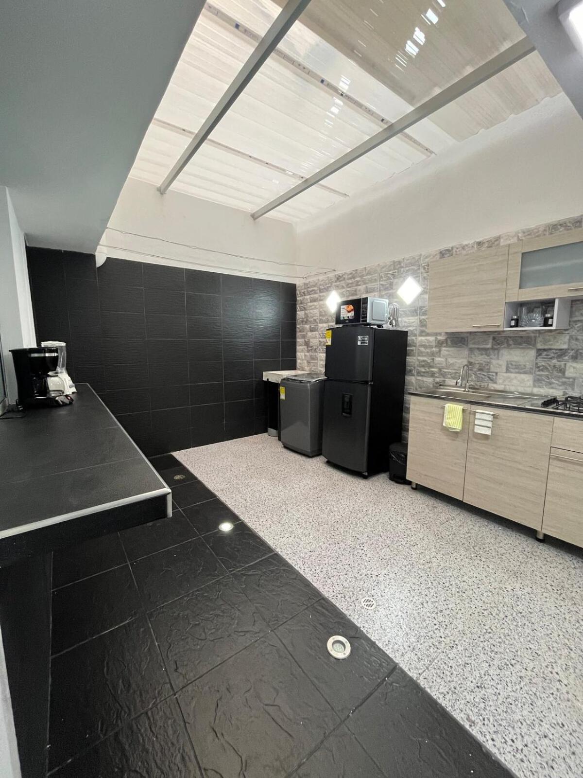 Apartamento Apto Entero En Metropolis
